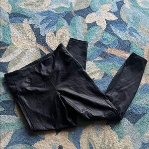 Athleta Black shiny Leggings size medium